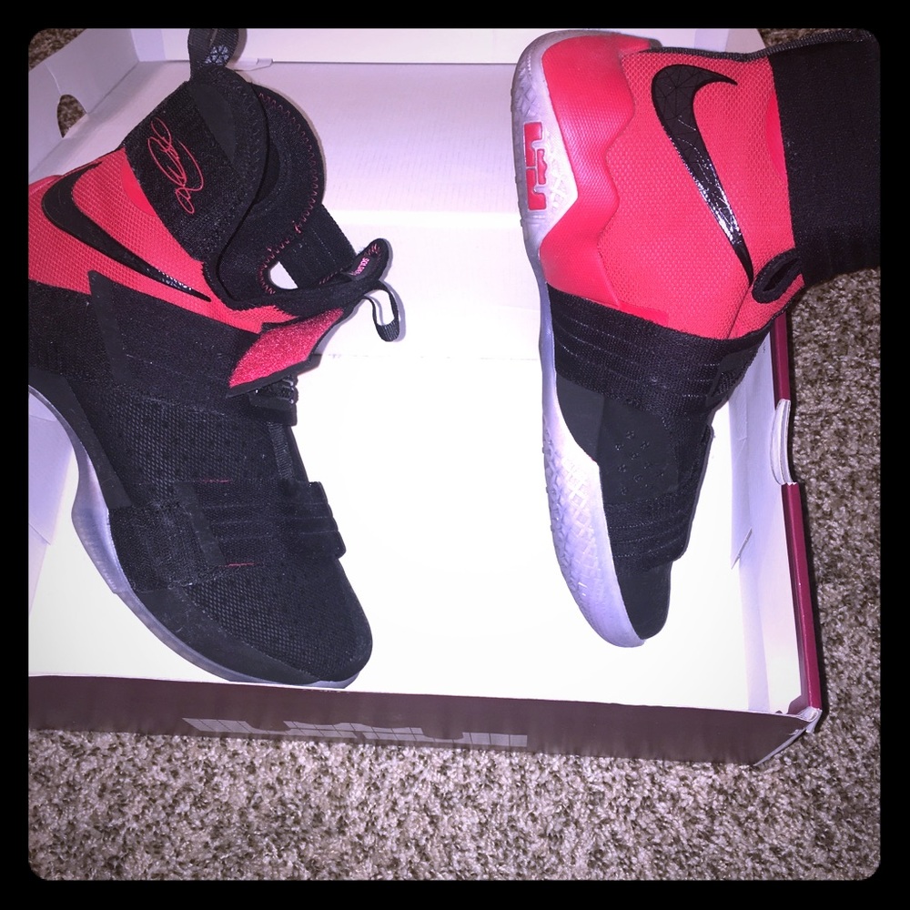 LeBron Soldier 10 SFG